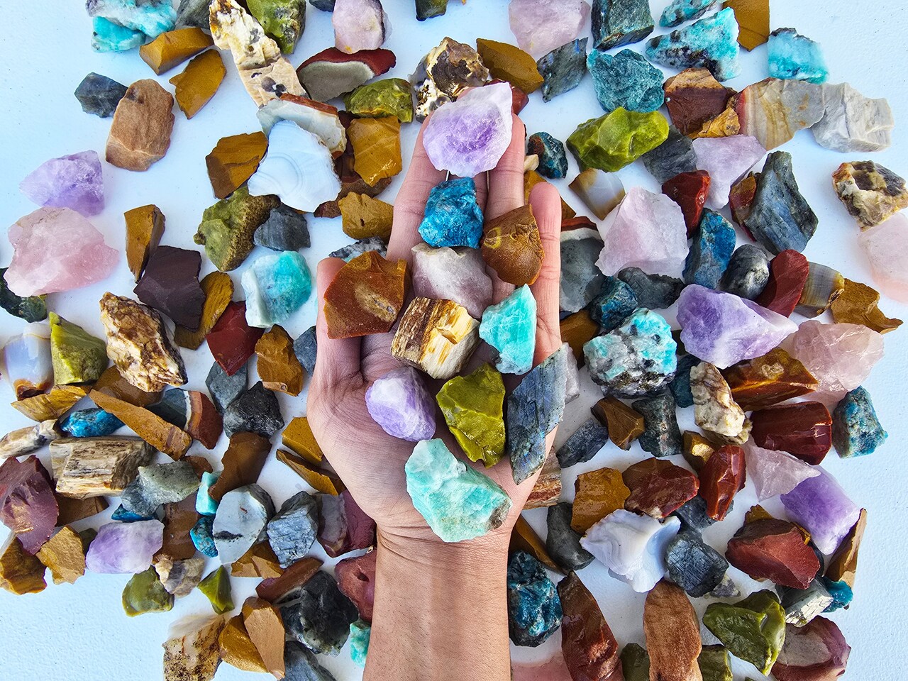 Madagascar Raw Crystals Mix Bulk Rough Gemstones for Décor & Crafts